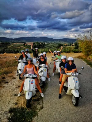One Day Vespa tours in Tuscany---vespa-tours---Drive a Vespa through the Tuscan hills---/image/loghi/logo-vespa.png
